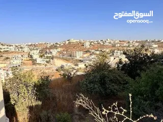  5 بيت مستقل ڤيلا جانبية مميزة للبيع في بني نعيم قضاء الخليل وعليه اطلالة جميلة جدا وفي منطقة مرتفعة