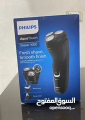 2 Philips aquatouch shaver 1000