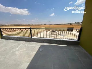  7 بيت ريفي وشاليه للبيع او البدل على شقة في عمان