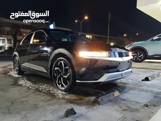  4 Hyundai Ioniq 5 2022 SEL