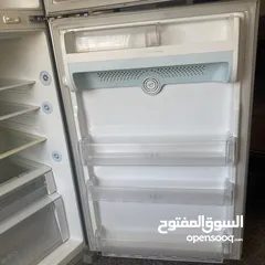  16 ثلاجة ال جي سعة 545.5 لتر بحالة جيدة جدا للبيع