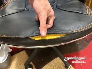  5 مكتب مع ماوس باد.. المكتب استعمال منزلي للدراسة ونظيف... مع كرسي اصلي أمريكي.. سعر حرق الاثنين ب 25