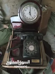  4 هواتف انتيك قرص