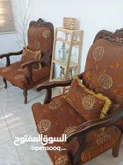  1 طقم كنب بحاله جيده للبيع