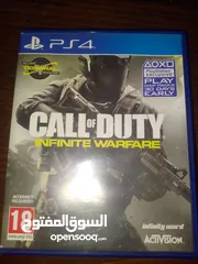  2 اقراص PS4/PS3 استعمال ايام قليلة جدا في حالة ممتازة جدا مثل الجديد بجودة جدا جدا ممتازة والعاب مميزة