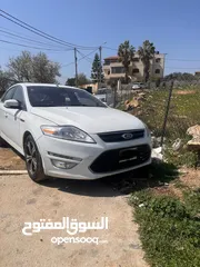  1 سيارة فورد