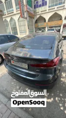  2 Hyundai Elantra 2018