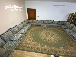  1 اثاث فخم للبيع اكثر من طقم موجود بل صور