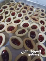  4 حلويات من جميع الأشكال