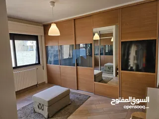  12 شقة مفروشة مميزة للبيع في الشميساني  -  قرب السفارة الليبية طابق ثاني 251م تشطيب سوبر ديلوكس