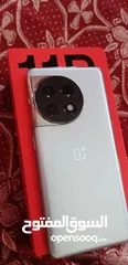  2 OnePlus 11r Like New