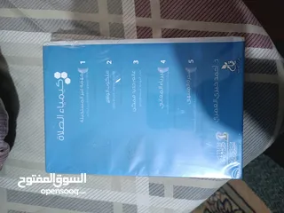  12 كتب جديدة للبيع