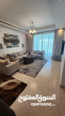 7 شقه سكنية للبيع في مسقط جراند مول مبنى 8 مساحة كبيره مؤثثة ومكيفه فاخره مباشرة من المالك