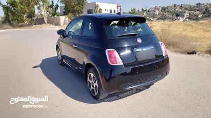  11 فيات 500e موديل 2017 لون اسود