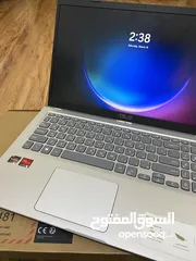  1 Asus laptop with Amd graphics