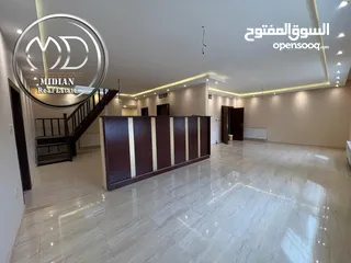  9 شقة دوبلكس طابق اخير مع روف للبيع خلدا العوجانية مساحة 450م مع تراسات اطلالة جميلة بسعر مميز