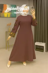  4 فستان ستاتي تايجر  السعر..... 8دنانير وزن 50 لل 85  سي واي