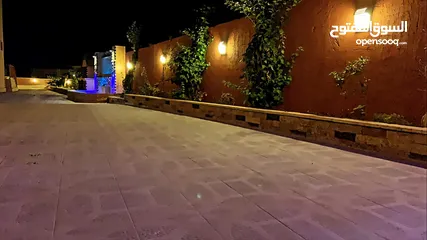  5 شقة استثمارية فاخرة للبيع (طابق ارضي)