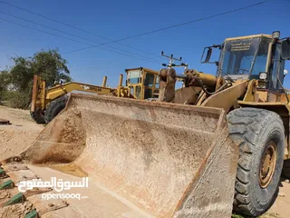  11 حفارة كوماتسو 380-6 موديل 2000 تب نظافة و لودر كتربلر 970F للبيع