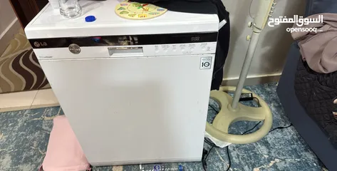  1 غسالة صحون LG مستعمل