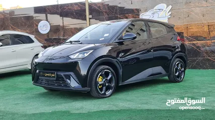  8 بي واي دي سيجول 2023 لون أسود جمرك جديد عداد قليل جدا