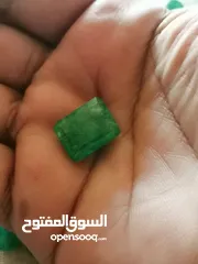  17 Emerelad زمرد اخضر طبيعي اصلي زامبيا سعر القيراط 100دولار.. طبيعي اصلي غير مسخن ولا معالج.  تحفه روع