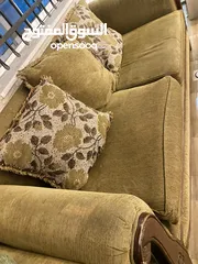 2 طقم كنب (ثنائية وثلاثية) بحالة جيدة جداً