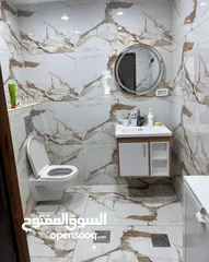  11 روف  طابق سادس للبيع بيتونيا
