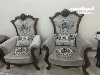  4 كنب أنيق لغرفة الجلوس بتصميم عصري – 7 مقاعد