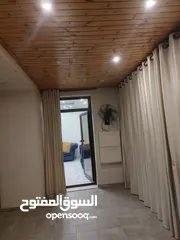  4 روف فاضي للايجار
