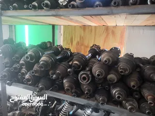  30 قطع غيار سيارات بورش PORSCHE (( جديدة و مستعمله))