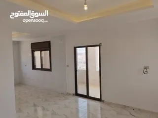  7 شقة طابقية 160م للبيع في ابو نصير