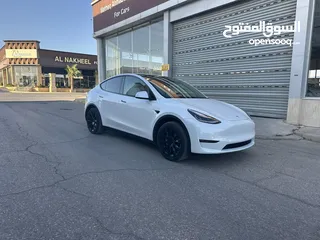  3 TESAL MODEL Y LONG RANGE DUILMOTOR 2023