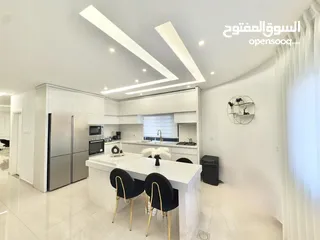  5 دوبلكس مع حديقة ومدخل خاص