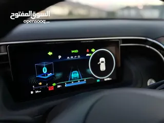  14 هونداي توسان 2023/ فل الفل فتحة سقف بانوراما  2x4 ///240Hp بنزين + كهرباء  ( Haybrid) 1600cc