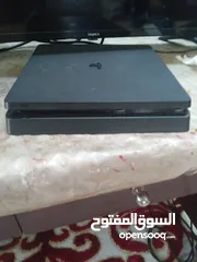  1 بلايستيشن 4 في حاله جيده