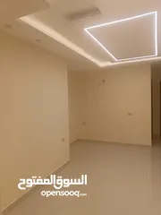  3 شقة شبه ارضية للبيع بسعر مغري مدينة الشرق