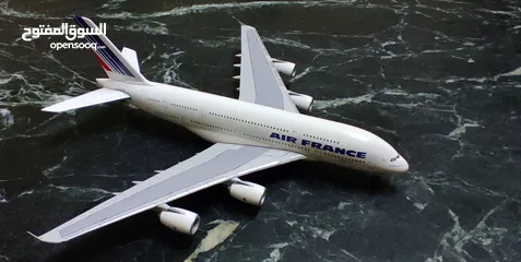  11 نموذج  فاخر مطابق للأصل لطائرة Air France
