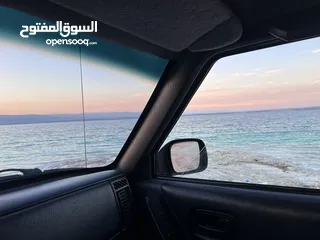  17 للبيع - جيب شيروكي XJ موديل 1999  جاهز للبر والمغامرات!