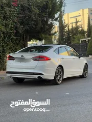 16 فورد فيوجن موديل 2018 فحص ثلاث جيد ... مضروب الراسيه خلفي.. استخدام شخصي... بحاله الوكاله..