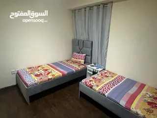  2 غرفتين2  وصاله ثلاث حمامات الشارقه التعاون غرفه خدامه