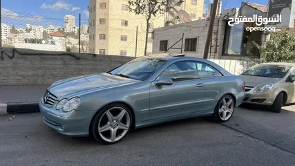  4 Mercedes benz CLK