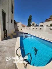  1 فيلا قابلة للتحويل تجاري مكاتب للبيع في عبدون بمساحة بناء 700م