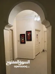  6 شقة طابق اخير مع روف بإطلالة مفتوحة في منطقة الكرسي للبيع من المالك مباشرة