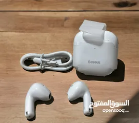  2 Air pods for any mobil