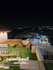  11 فيلا للبيع