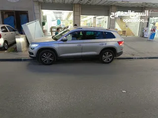  11 سكودا كودياك 4×4 ايد صفر  فتحة بانوراما  جديدة السيارة
