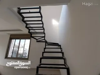  8 شقة طابق ثالث مع روف بمساحة 184 متر للبيع في ام السماق  ( Property ID : 30726 )