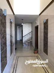  2 شقة فاخرة للبيع في اجمل مناطق البيادر ابو السوس