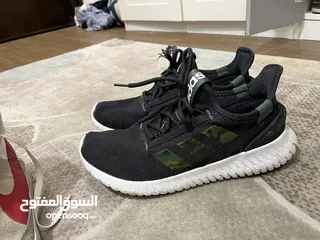  2 بوطين اديداس / نايك